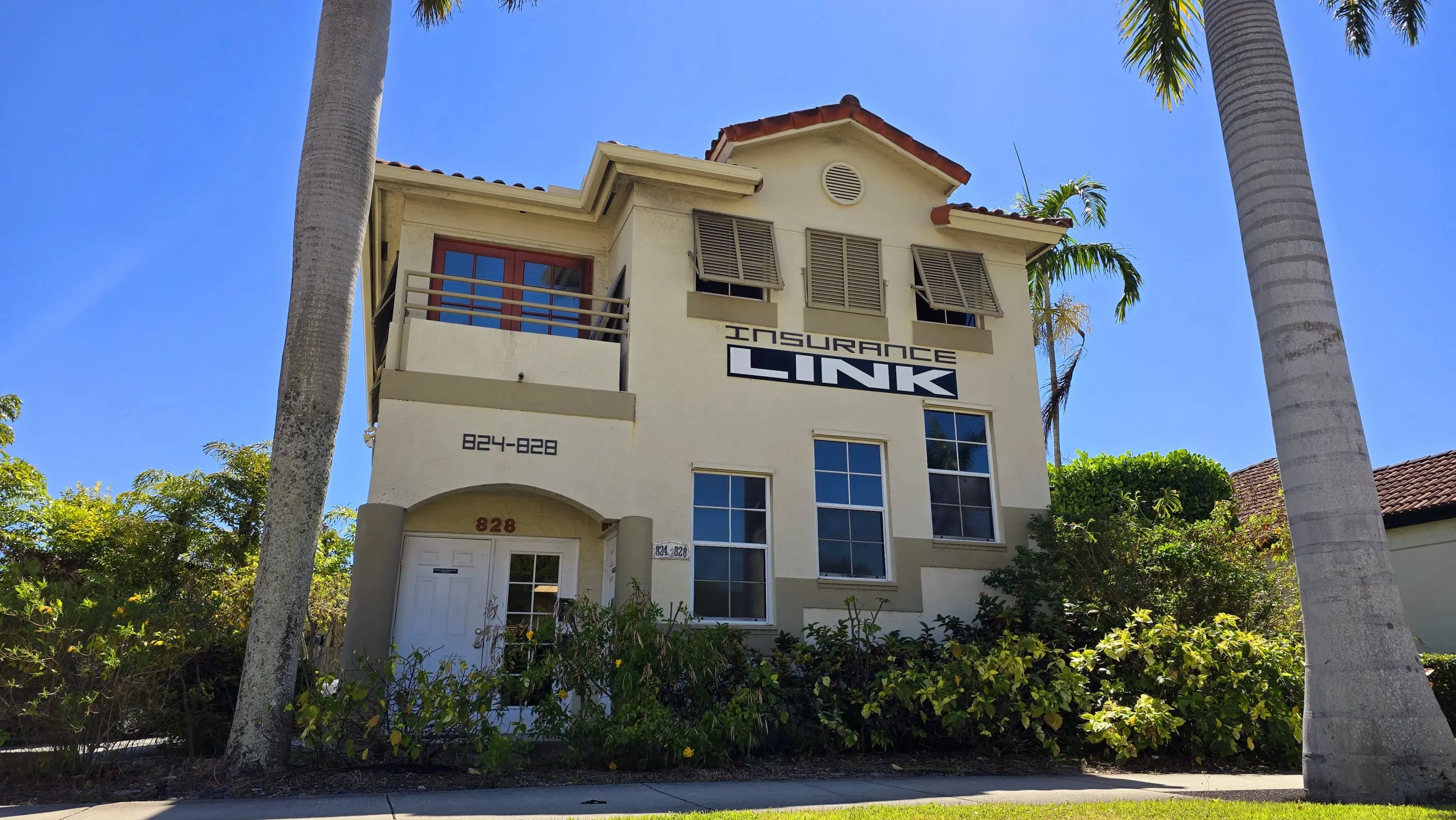 Fachada da Insurance Link em Deerfield Beach